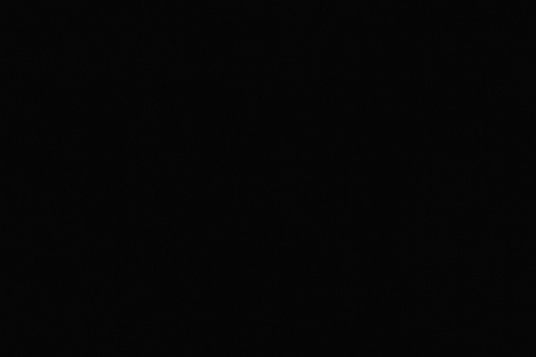 plain black image #000000